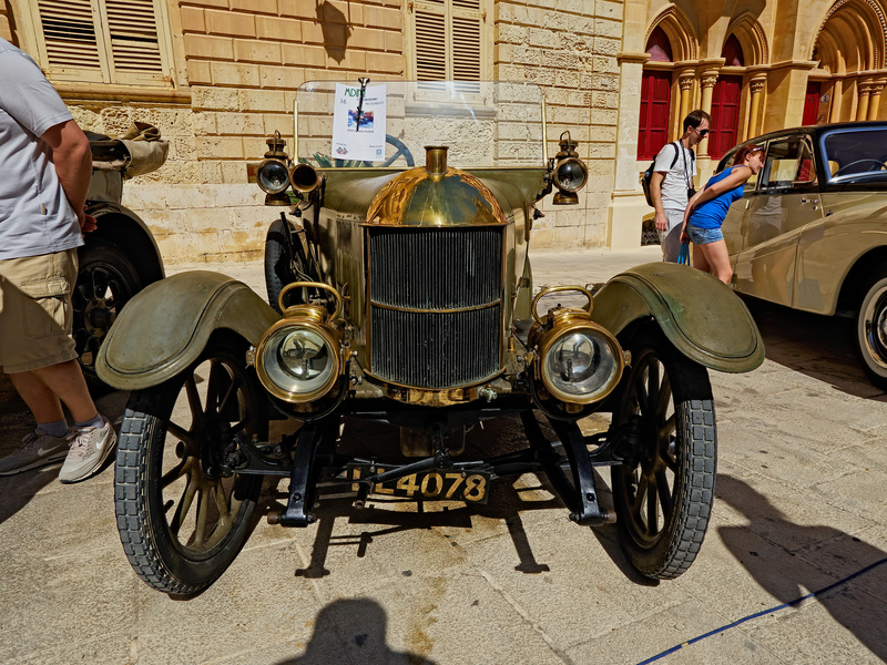 Mdina, Morris
        Oxford